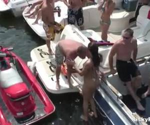 részeg lányok szexuális laza egy boat party