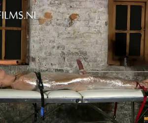 kinky гей sm крутний момент є зацікавленими whiteh муміфікації. Це робить на південь безпорадним нерухомо так що цей момент від реальності і доро 