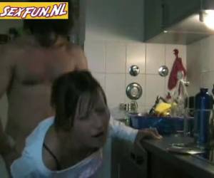 whiteh aparat na komodzie filmy jego żona napalone gruby kutas chce powiedzieć, a on jej mokrej cipki kurwa w kuchni.